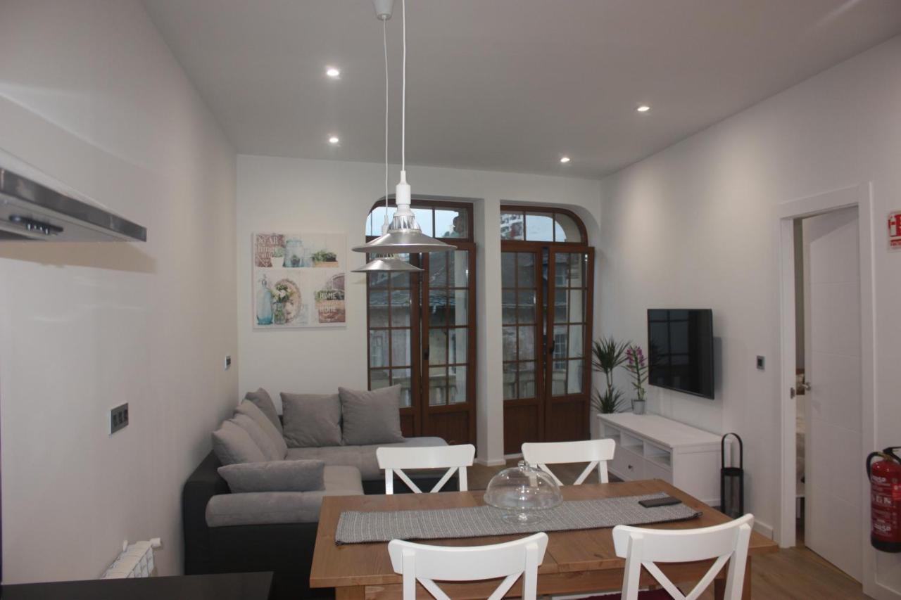 La Casa De Loli Apartment Luarca Bagian luar foto