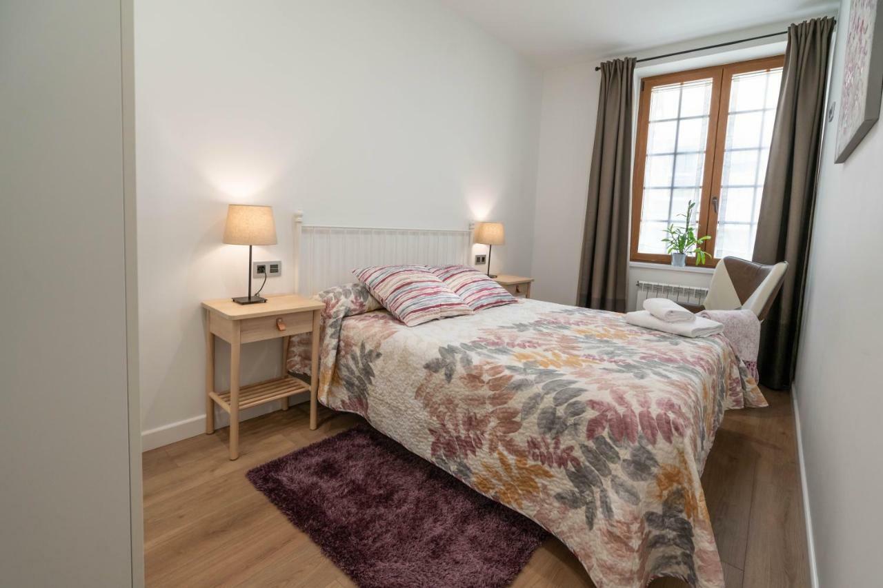 La Casa De Loli Apartment Luarca Bagian luar foto