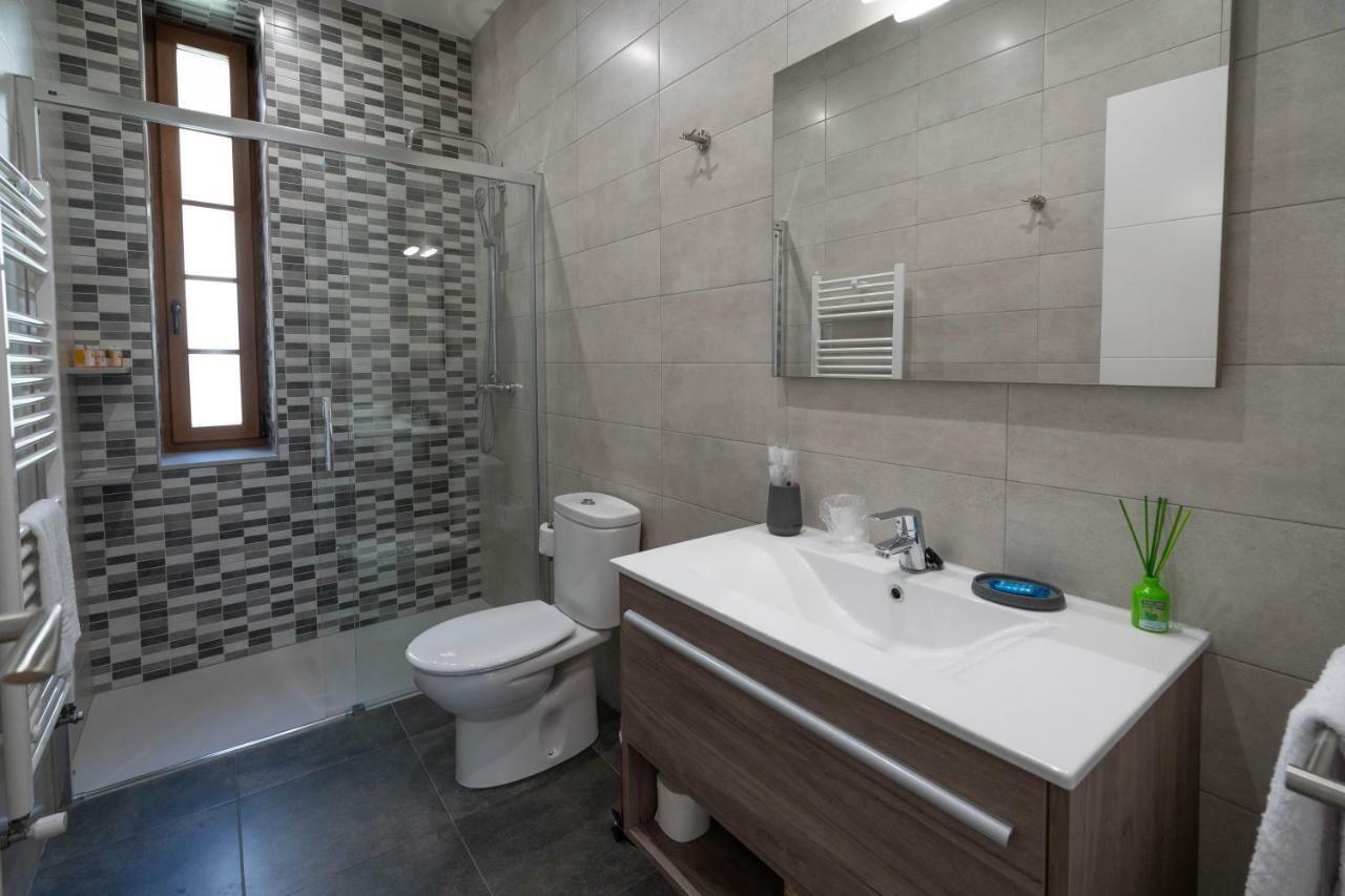 La Casa De Loli Apartment Luarca Bagian luar foto